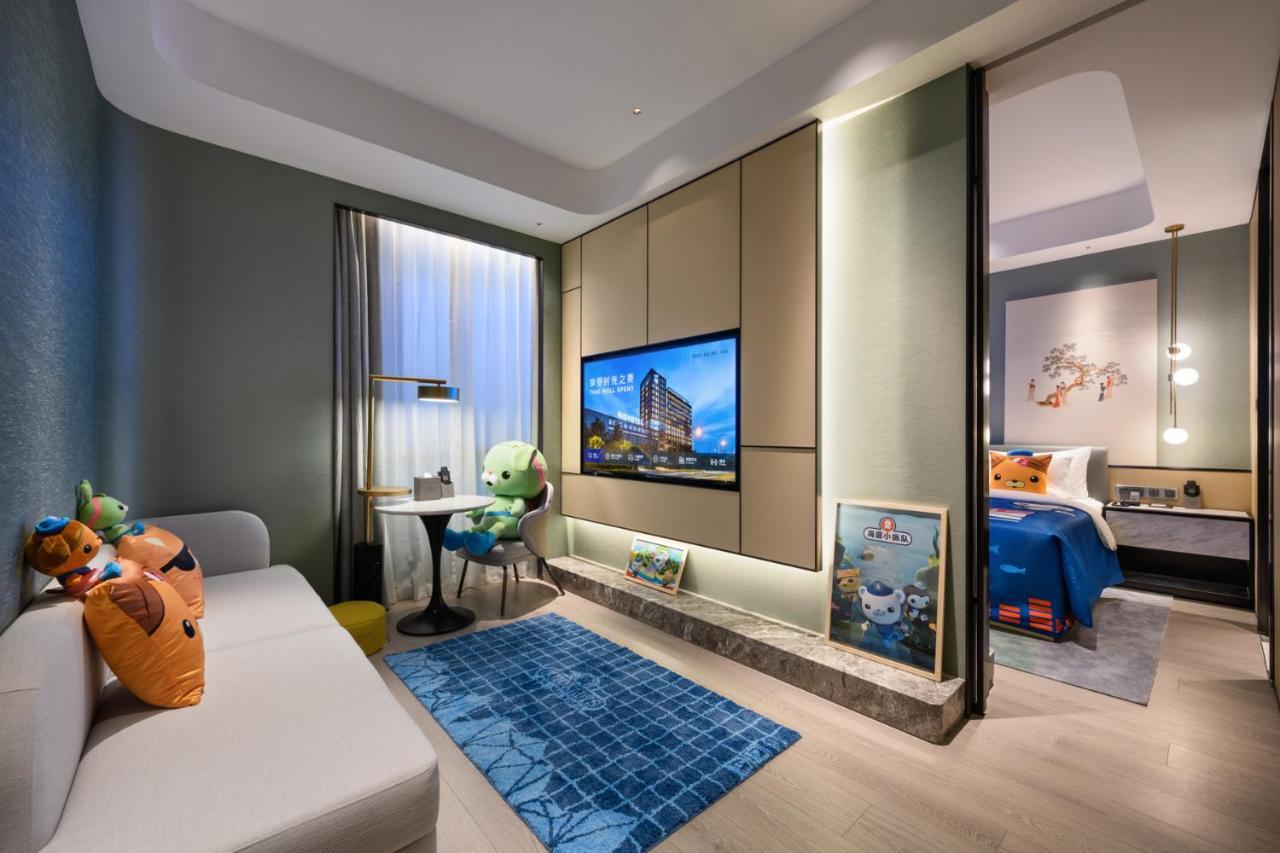 Novotel Shanghai Caohejing Exterior foto