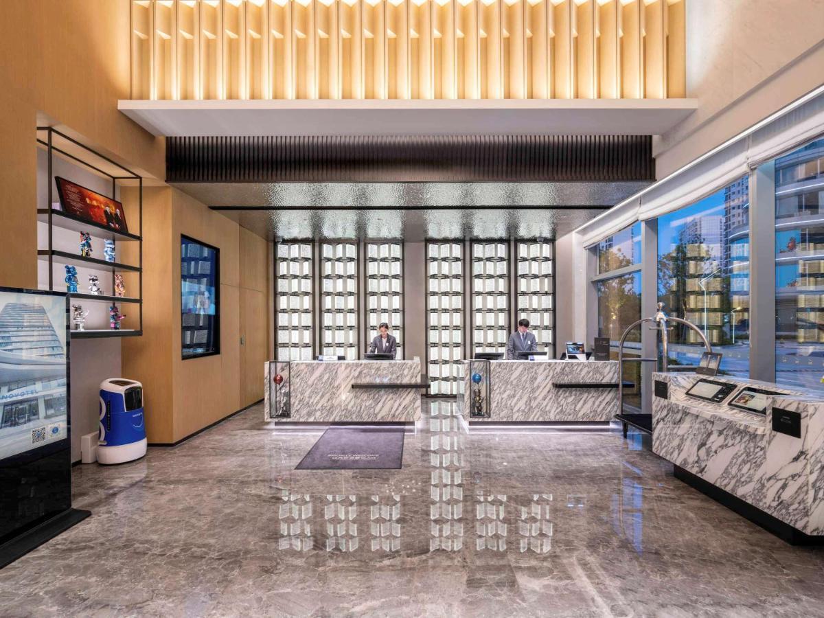 Novotel Shanghai Caohejing Exterior foto